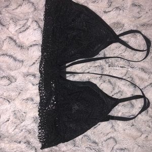 strappy lace VS bralette